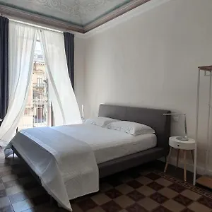 2* לינה וארוחת בוקר Palazzo Del Verga